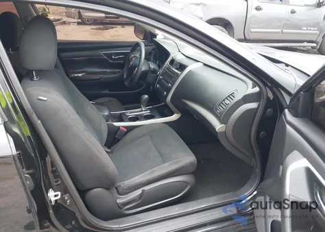 2015 Nissan Altima 2.5 S из США, поврежденный, VIN 1N4AL3AP4FC473261